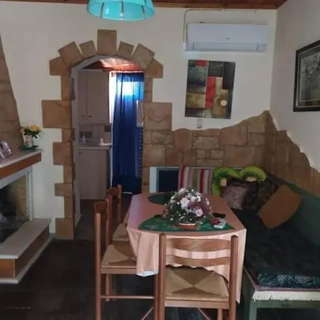 Cosy Maisonette Close To Poros,Epidauros,Nafplio Taktikoupoli Buitenkant foto