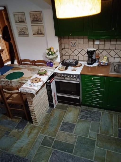Cosy Maisonette Close To Poros,epidauros,nafplio *