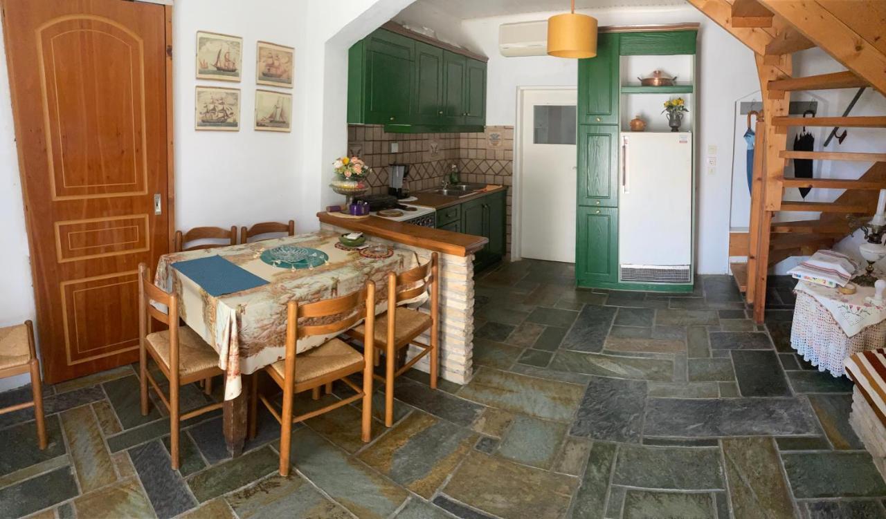 Cosy Maisonette Close To Poros,epidauros,nafplio *